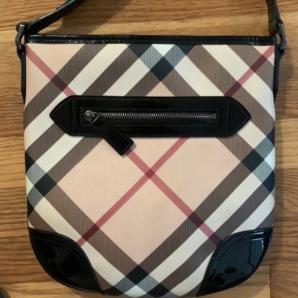 Burberry Dryden Patent Leather and Nova Check Crossbody Bag - Picture 5 of 14